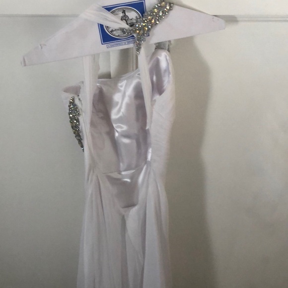 White prom goddess dress - Picture 4 of 7